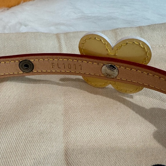 Louis Vuitton Lexington Flower Wrap Bracelet/Belt - Picture 7 of 14